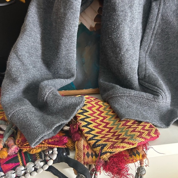 Realtree Gray and Orange Zip Up Hoodie XL - Picture 5 of 16